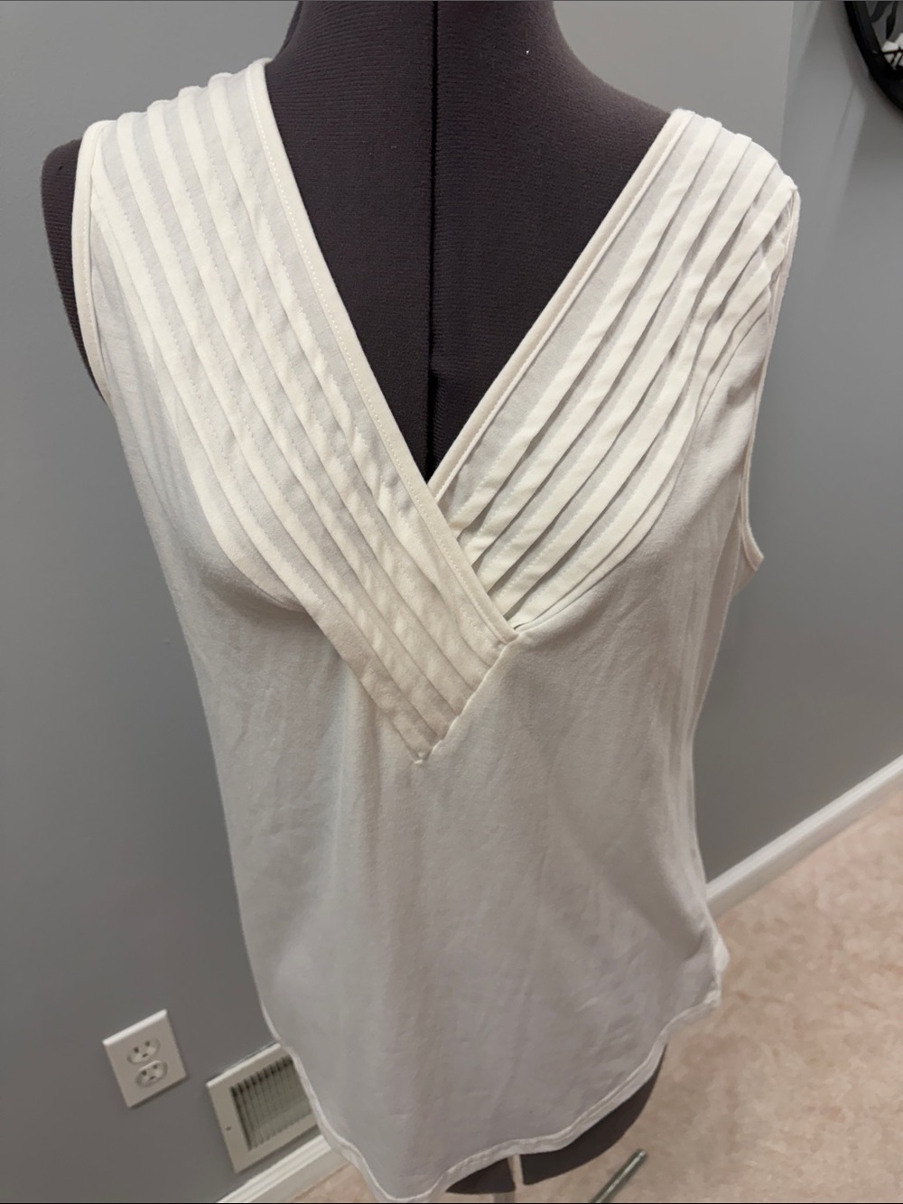 Sleeveless V-Neck Pleated Front Tank Top - White